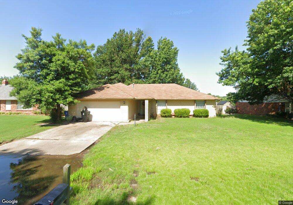 420 N Elder Ave, Broken Arrow, OK 74012 - photo 1