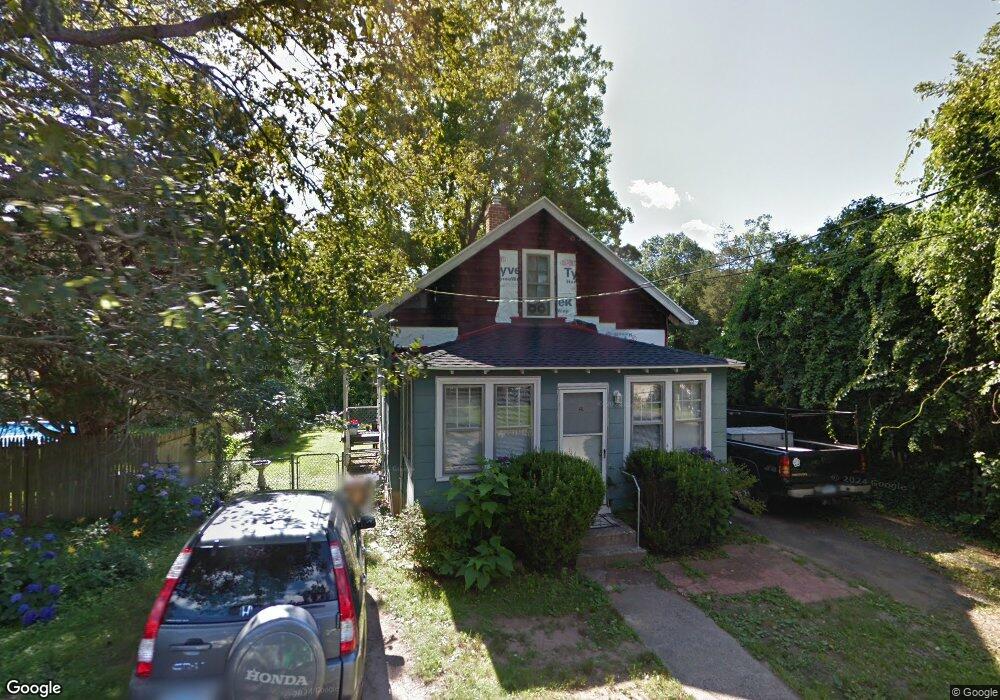 32 Vera St, East Haven, CT 06512 - photo 1