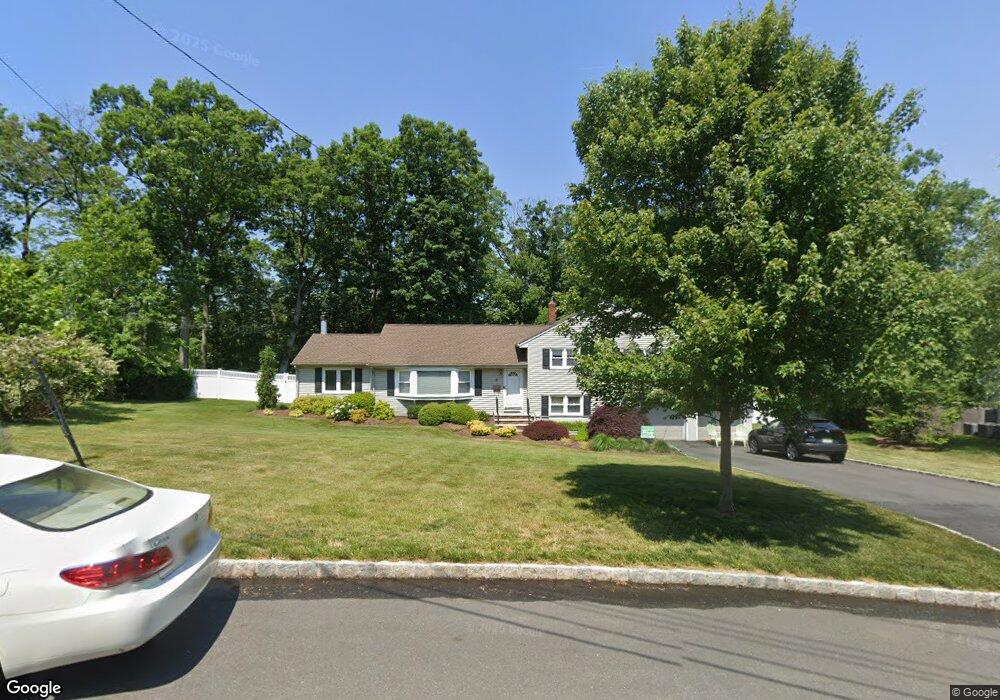 9 Bear Brook Ln, Livingston, NJ 07039 - photo 1