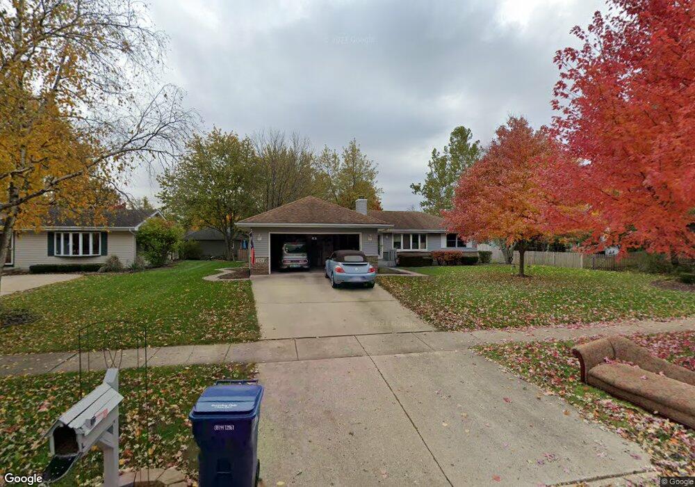 1324 Peshtigo Ave, Naperville, IL 60564 - photo 1
