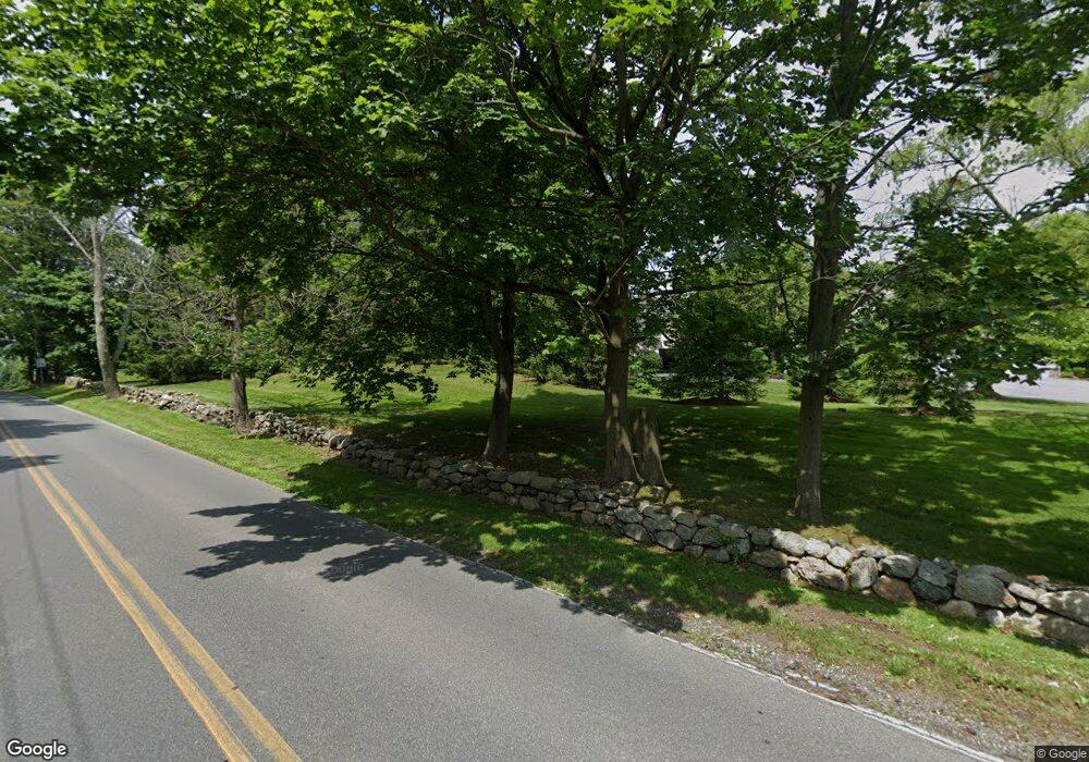 1 Pine Tree Dr, Rye Brook, NY 10573 - photo 1