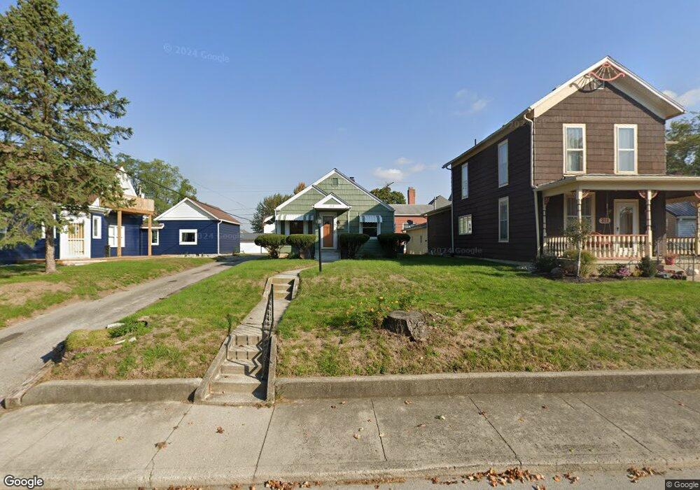 213 W South St, Bluffton, IN 46714 - photo 1