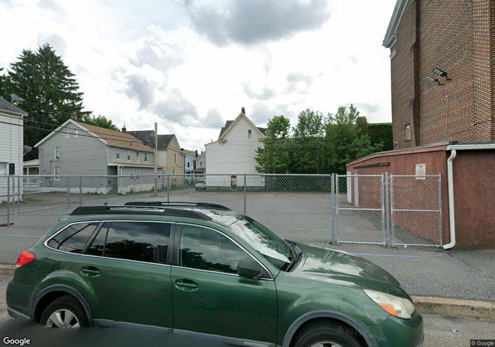 112 E Oak St, West Hazleton, PA 18202 - photo 1