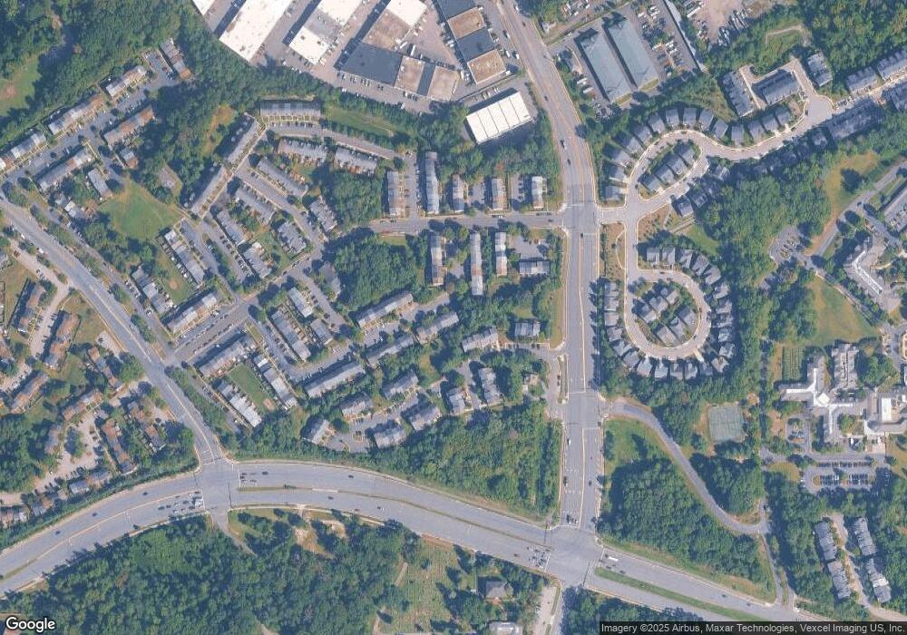 7321 Rhondda Dr, Lorton, VA 22079 - photo 1