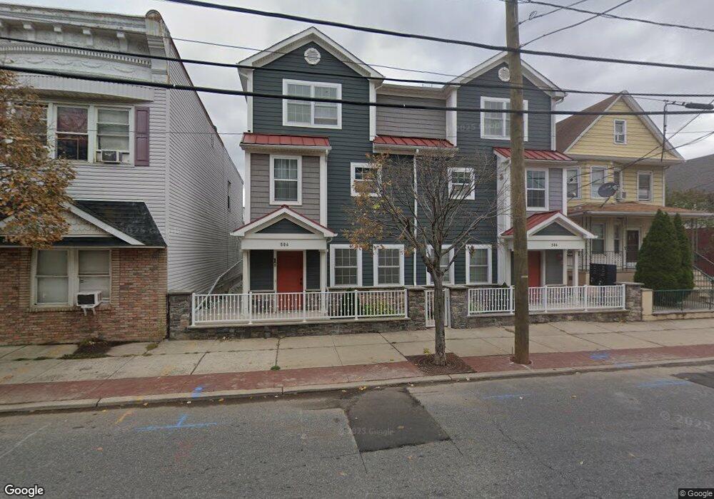 586-588 Roosevelt Ave, Carteret, NJ 07008 - photo 1