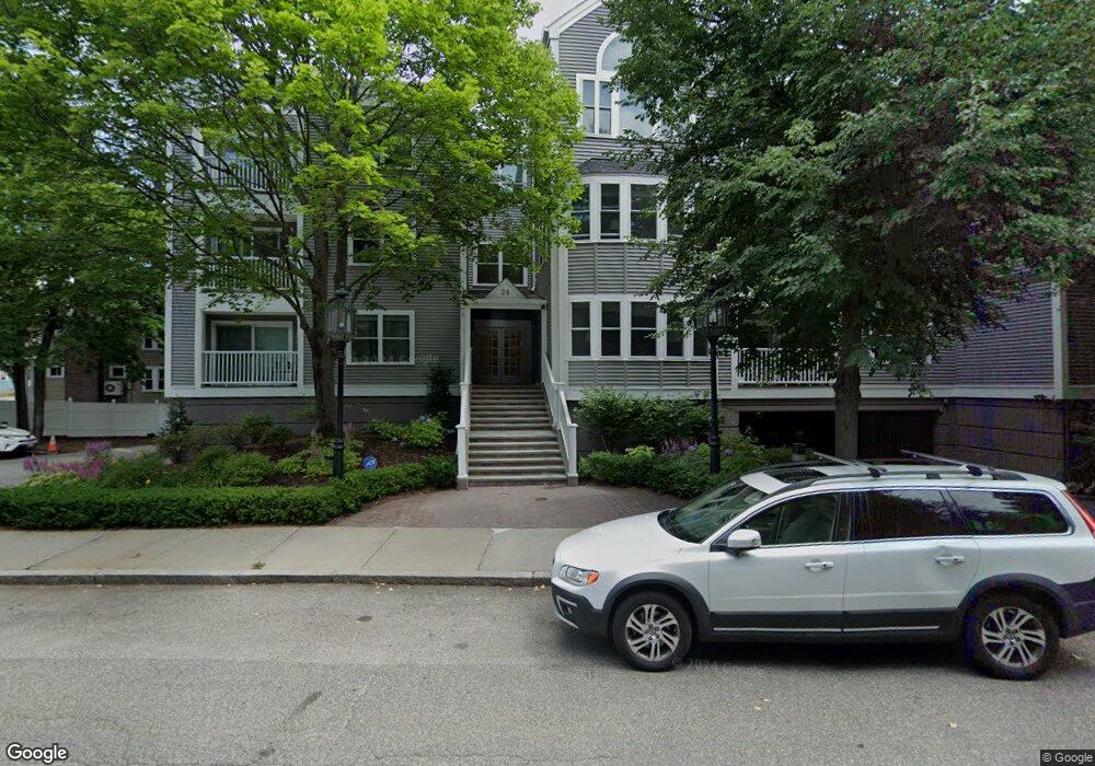 26 Holly Ln unit 3B, Chestnut Hill, MA 02467 - photo 1