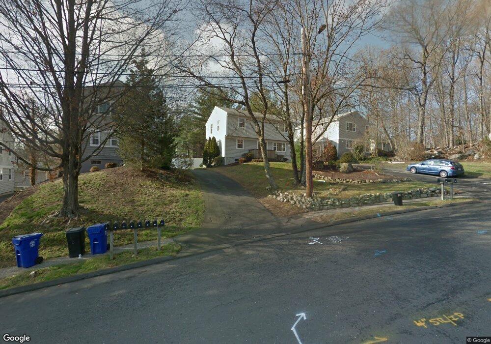 11 April Ln unit A 1ST, Norwalk, CT 06850 - photo 1