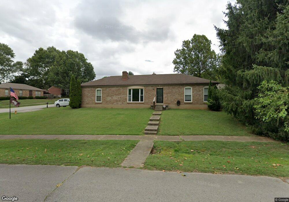 8320 Roseborough Rd, Louisville, KY 40228 - photo 1