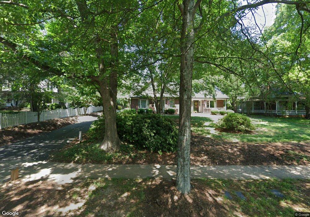 627 Davie Ave unit 627, Statesville, NC 28677 - photo 1