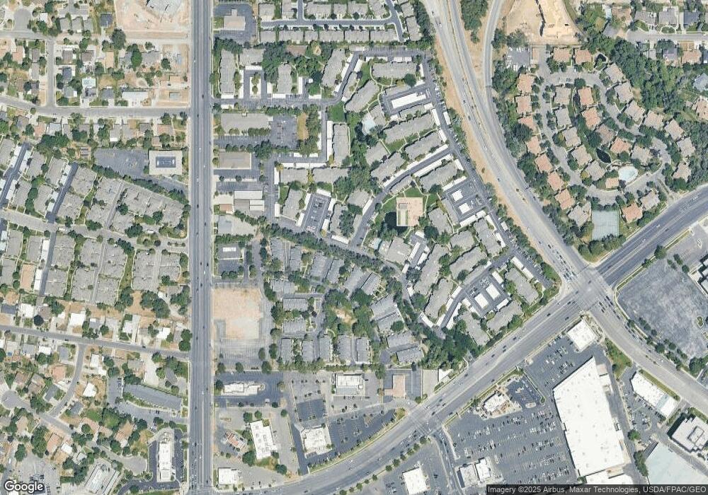 672 E Floret Ln unit 13, Midvale, UT 84047 - photo 1