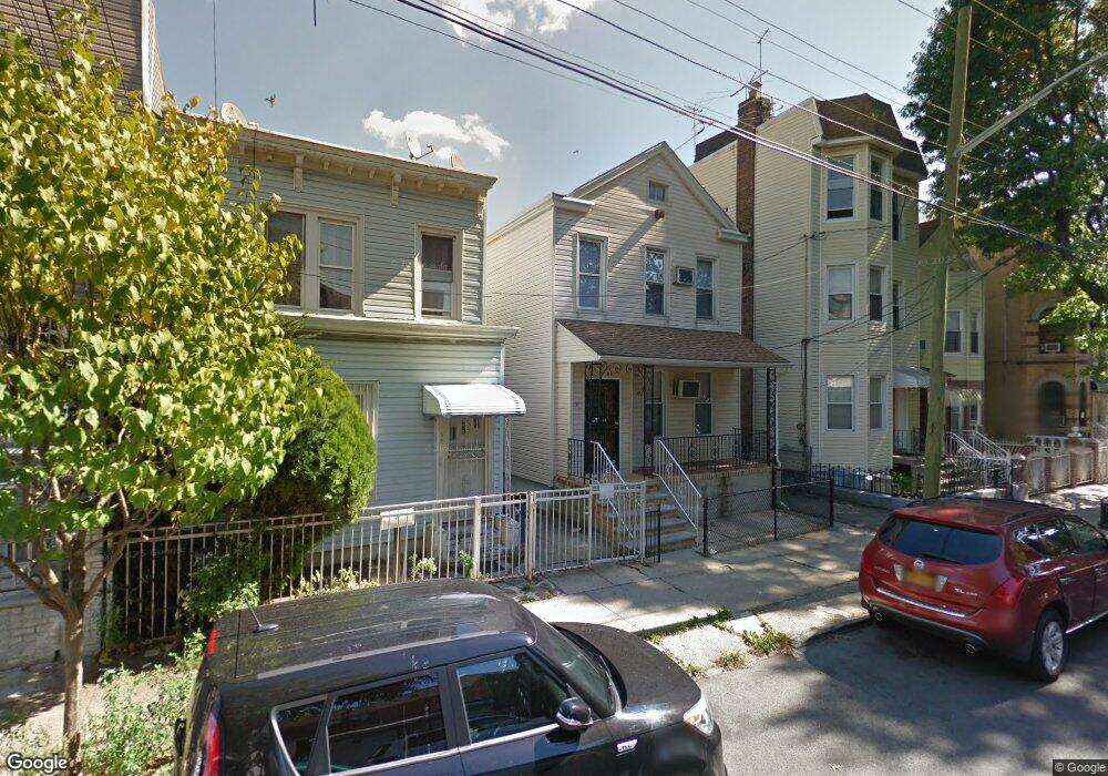 37 Hemlock St, Brooklyn, NY 11208 - photo 1