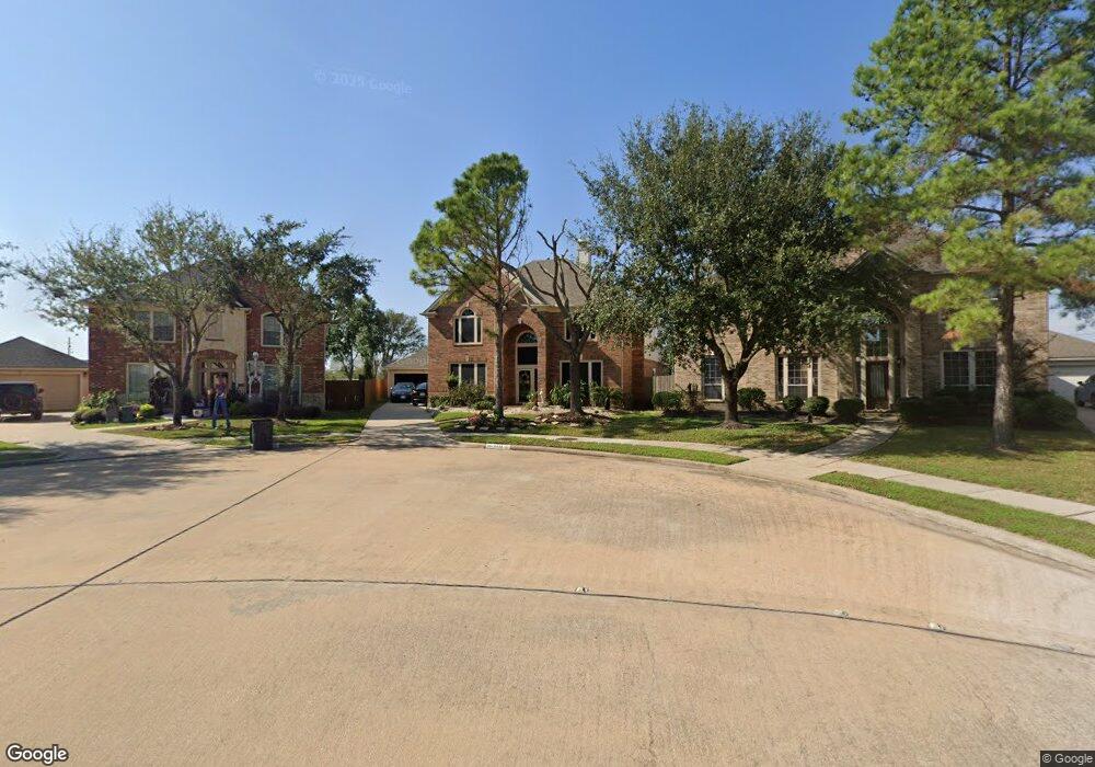 8938 Distant Woods Dr, Houston, TX 77095 - photo 1