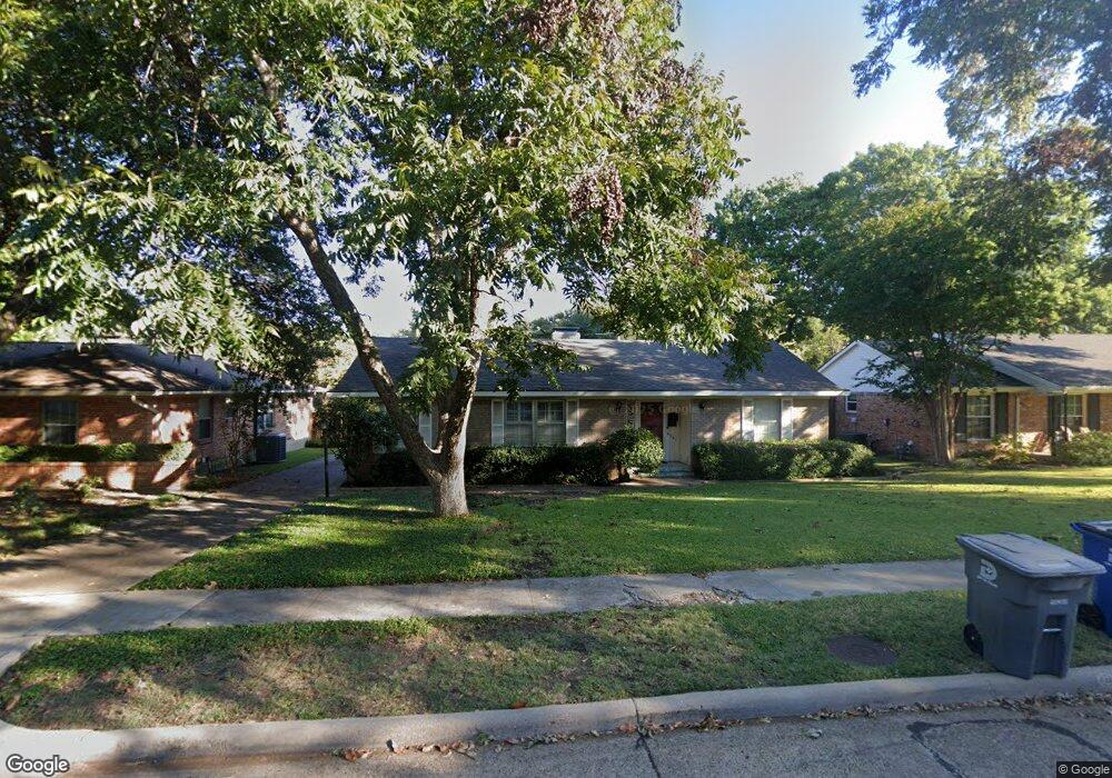 6241 Woodcrest Ln, Dallas, TX 75214 - photo 1