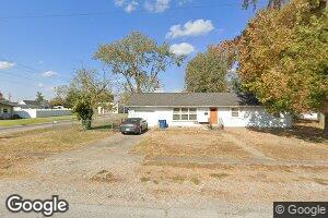 711 W Sylvia Ave, Christopher, IL 62822
