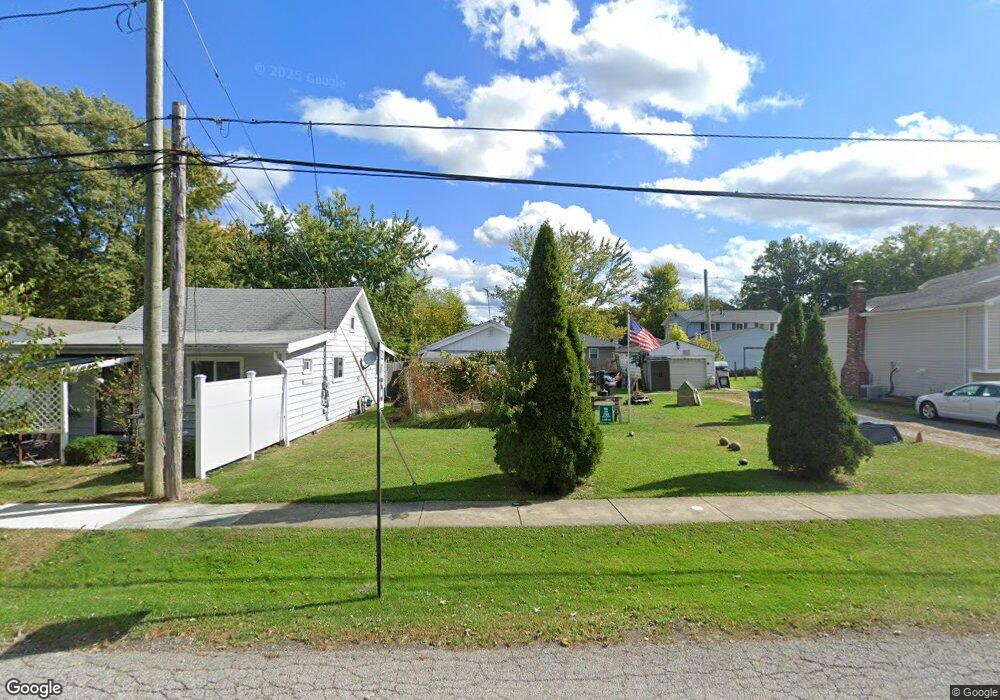 775 Oakwood Ave, Sheffield Lake, OH 44054 - photo 1