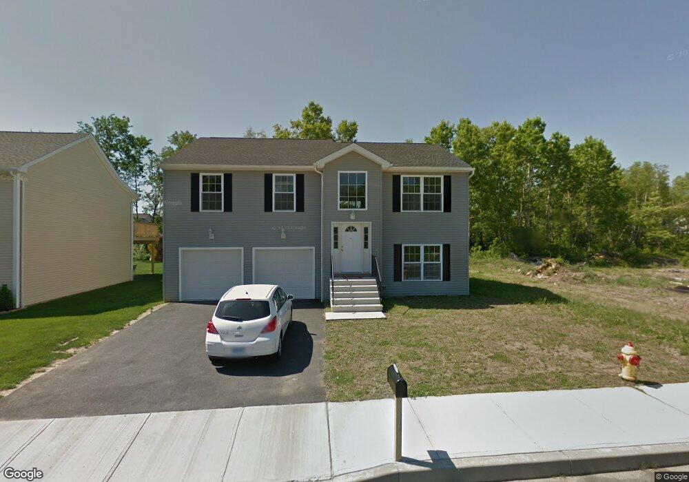 33 Society Hill Rd, Waterbury, CT 06704 - photo 1