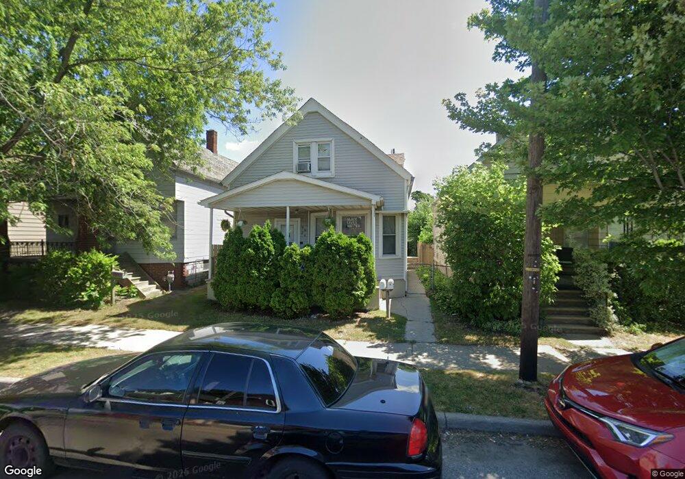 9824 Dequindre St, HamtraMcK, MI 48212 - photo 1