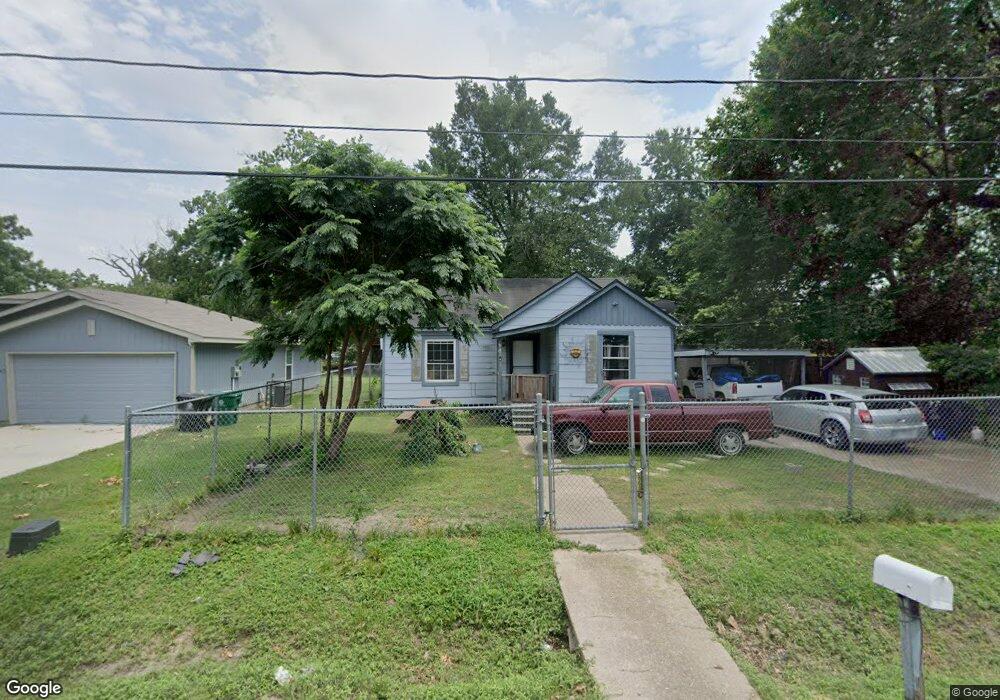 947 South Ln, Houston, TX 77088 - photo 1