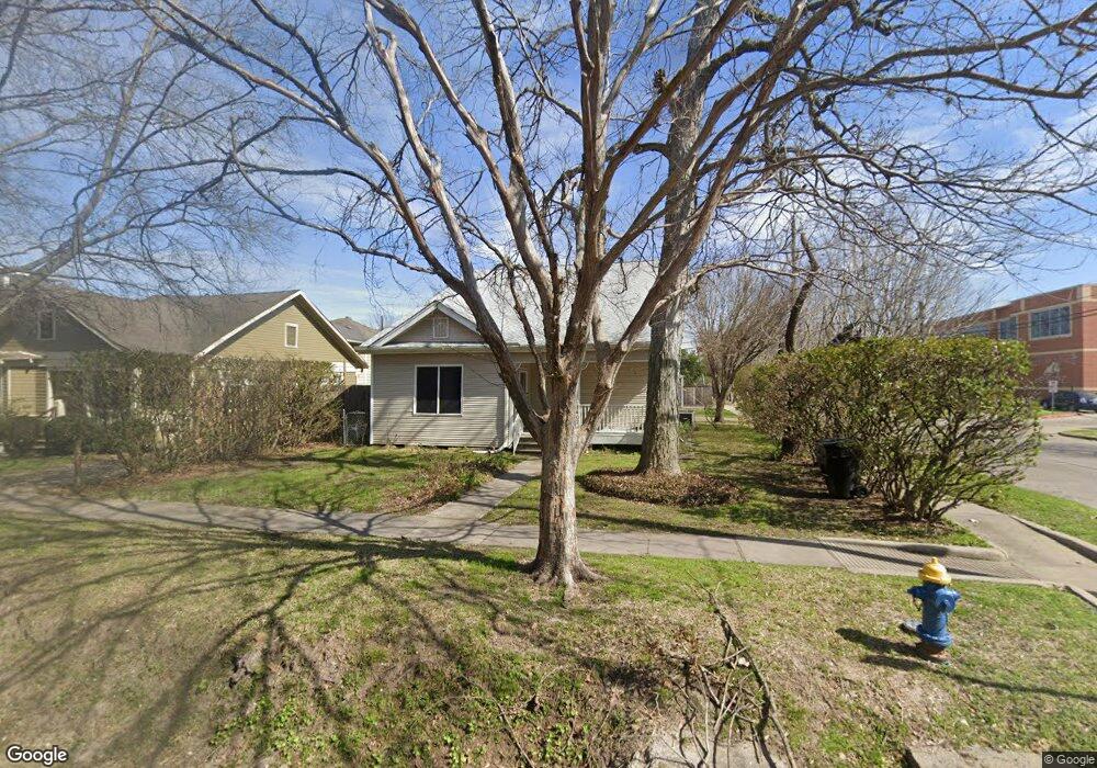1402 Columbia St, Houston, TX 77008 - photo 1