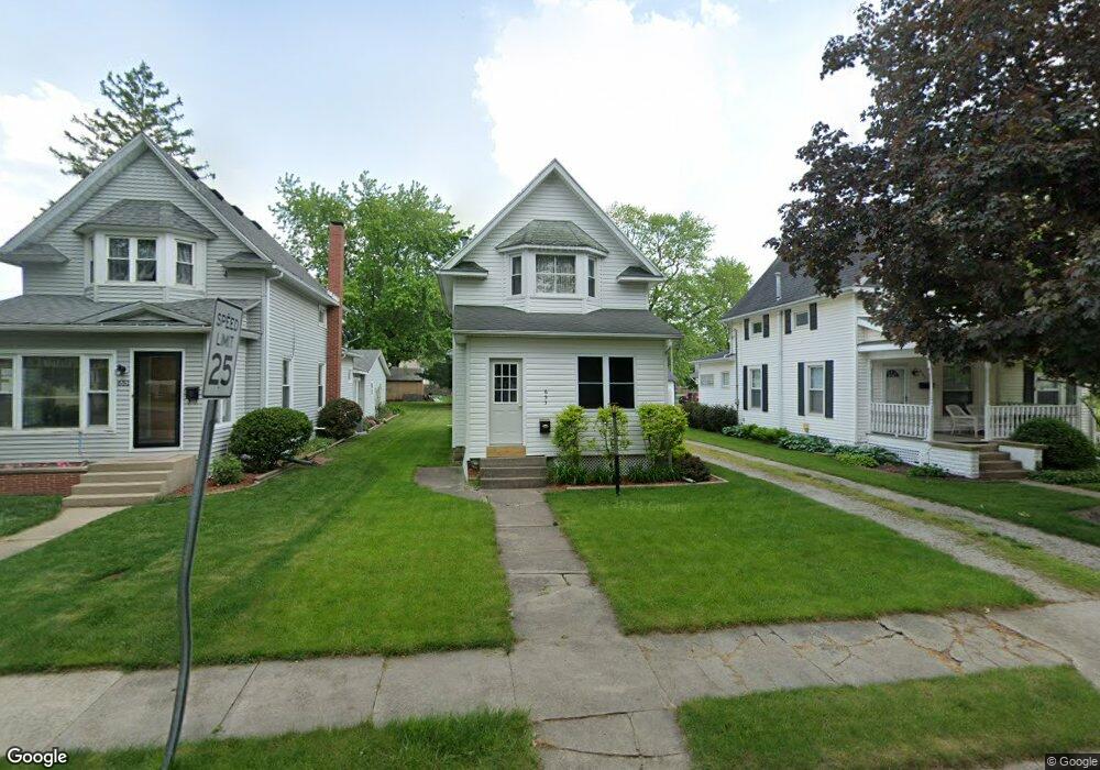 653 S Elm St, Nappanee, IN 46550 - photo 1