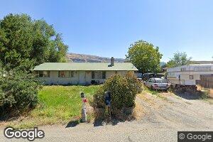 8 Keane Ave, Rock Island, WA 98850