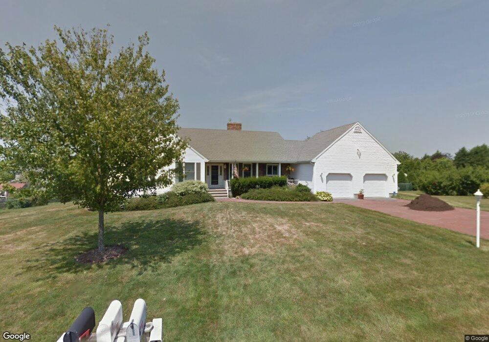 4 Coggeshall Way, Middletown, RI 02842 - photo 1