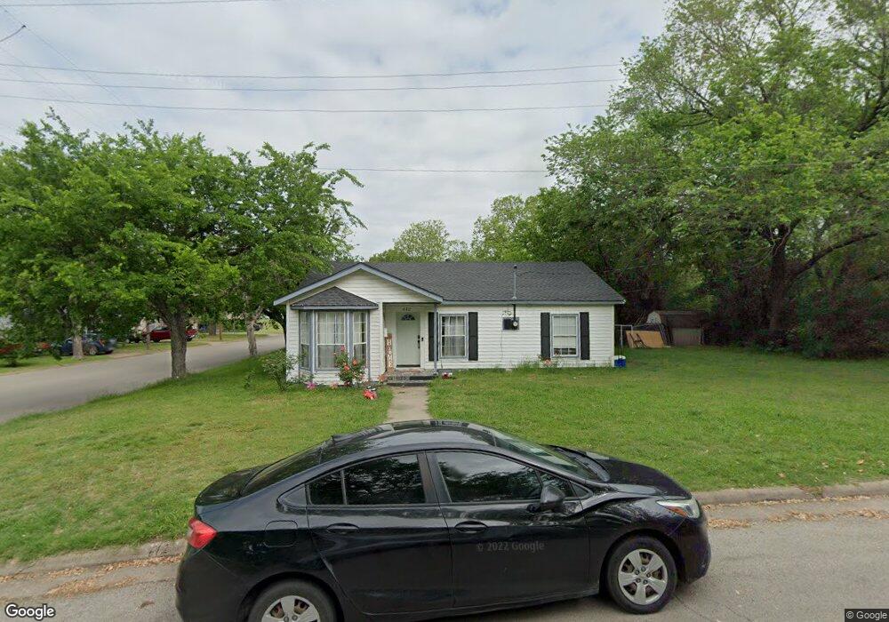 612 Alexander St, Ennis, TX 75119 - photo 1
