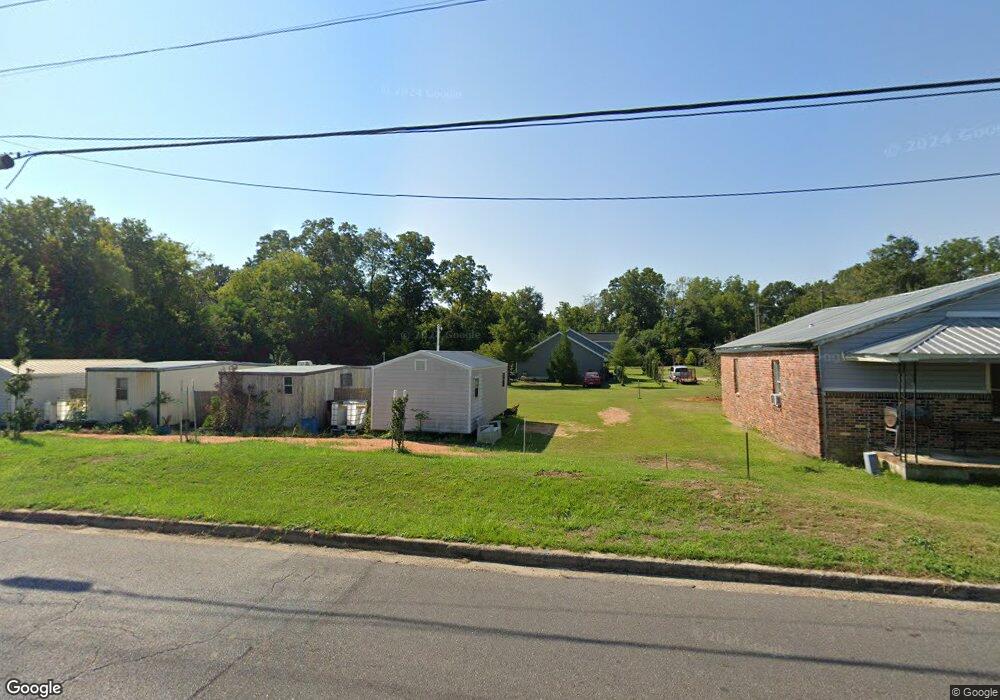 1620 E Burdeshaw St, Dothan, AL 36303 - photo 1