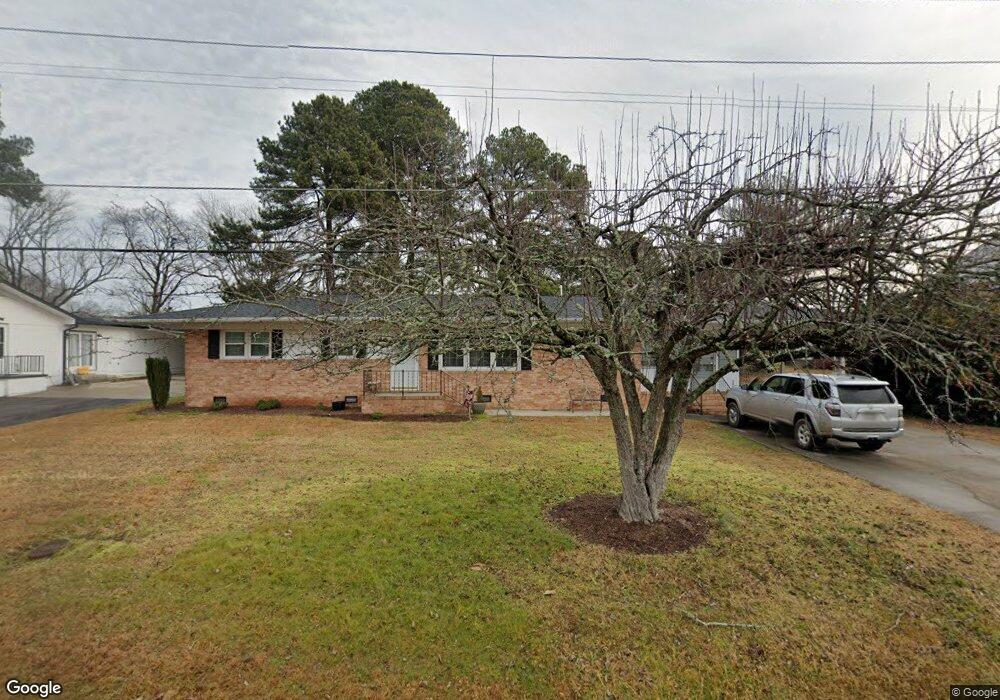 404 N Country Club Dr, Oxford, NC 27565 - photo 1