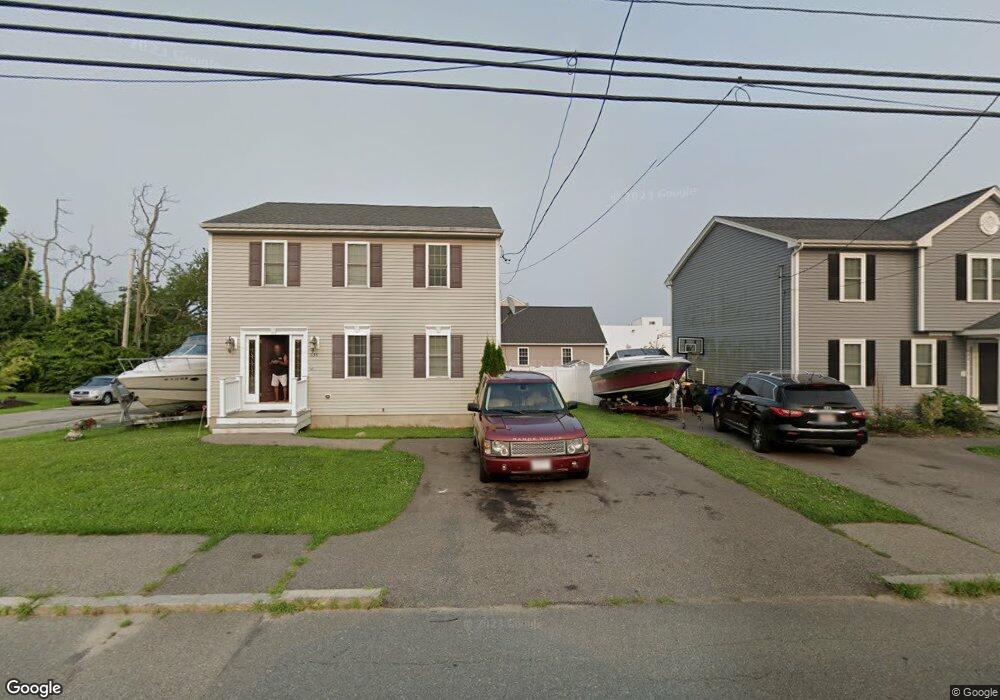 650 Laurel St, Fall River, MA 02721 - photo 1