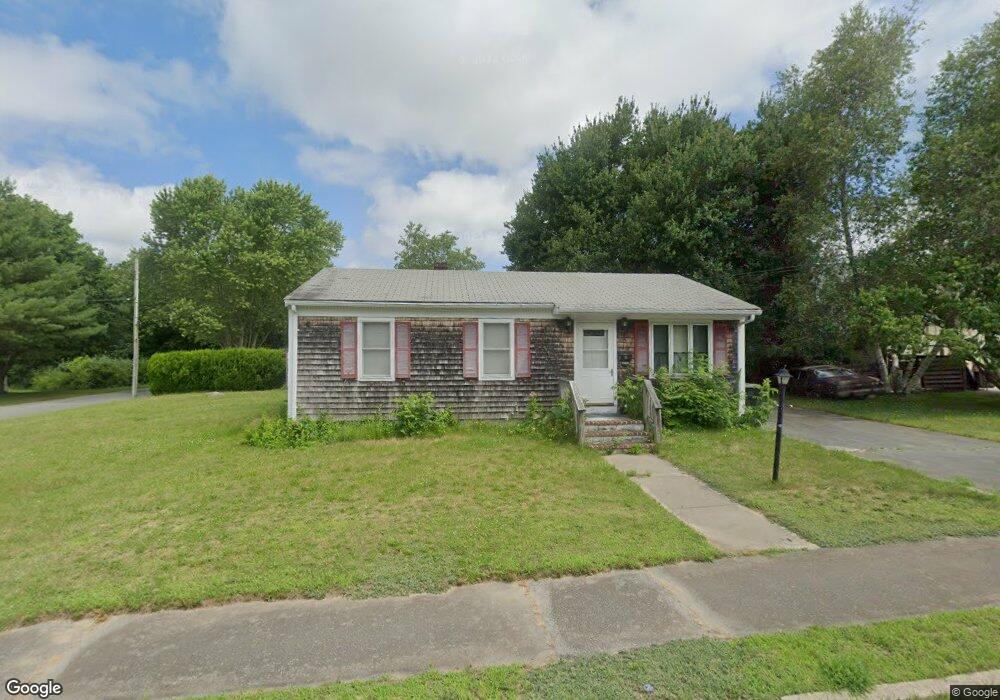 15 W Bliss St, South Dartmouth, MA 02748 - photo 1