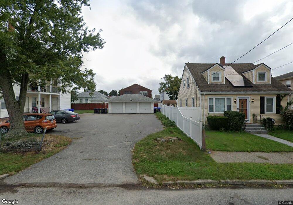 31 Booth Ave, Pawtucket, RI 02861 - photo 1