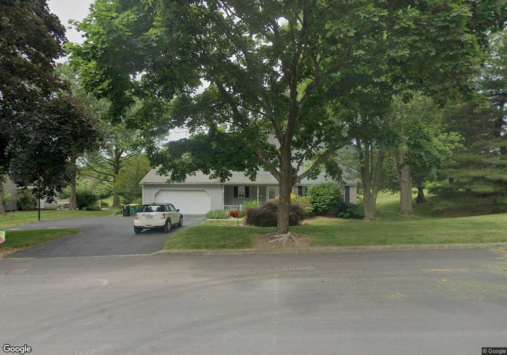 1734 Lamplighter Dr, Macungie, PA 18062 - photo 1