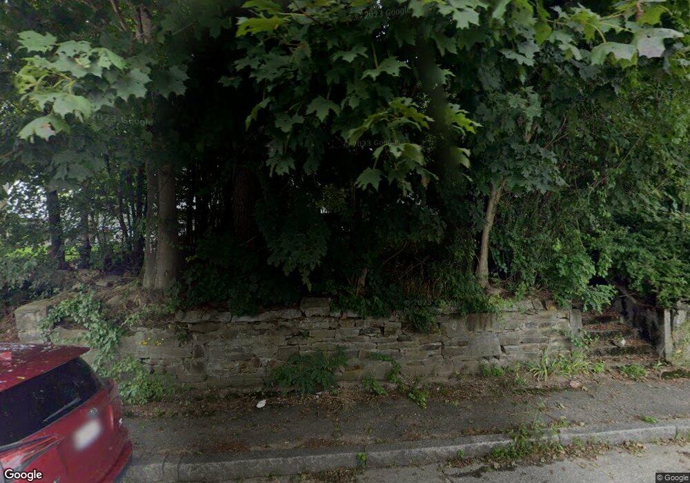 239 High St, Webster, MA 01570 - photo 1