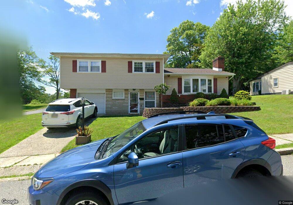 512 Lombard St, Tamaqua, PA 18252 - photo 1