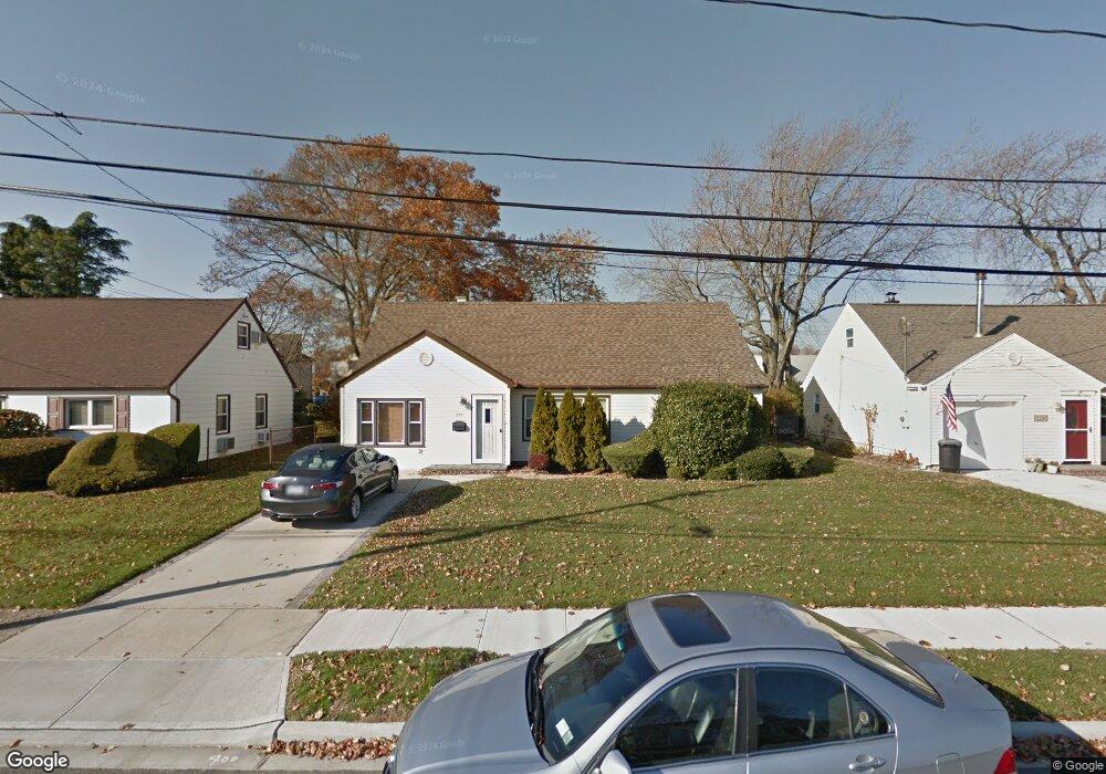 223 Evers Ln, Oceanside, NY 11572 - photo 1