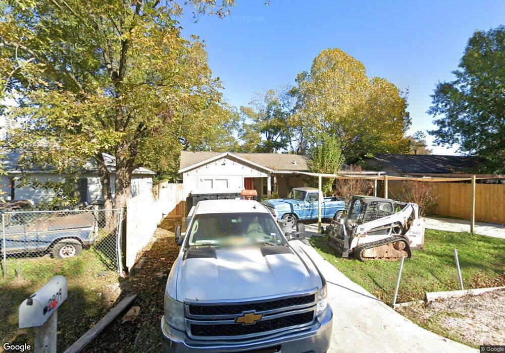 2909 Cedar Hill Ln, Houston, TX 77093 - photo 1