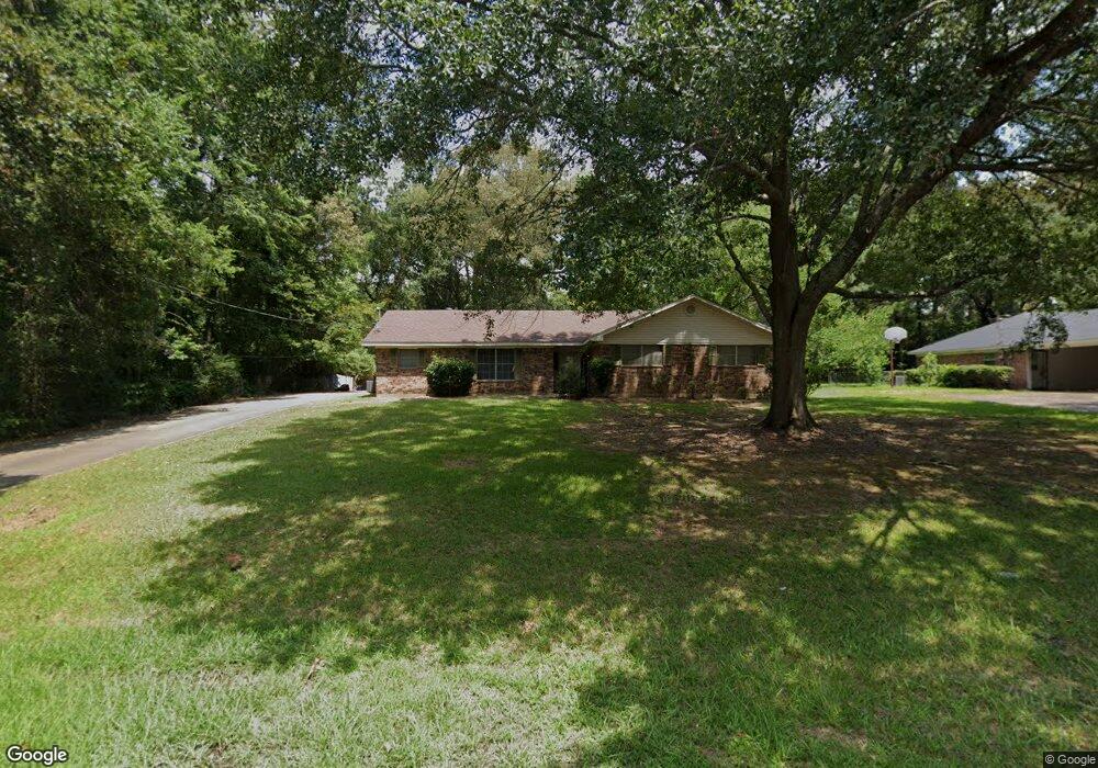 1105 E Pecan Ave, Bastrop, LA 71220 - photo 1