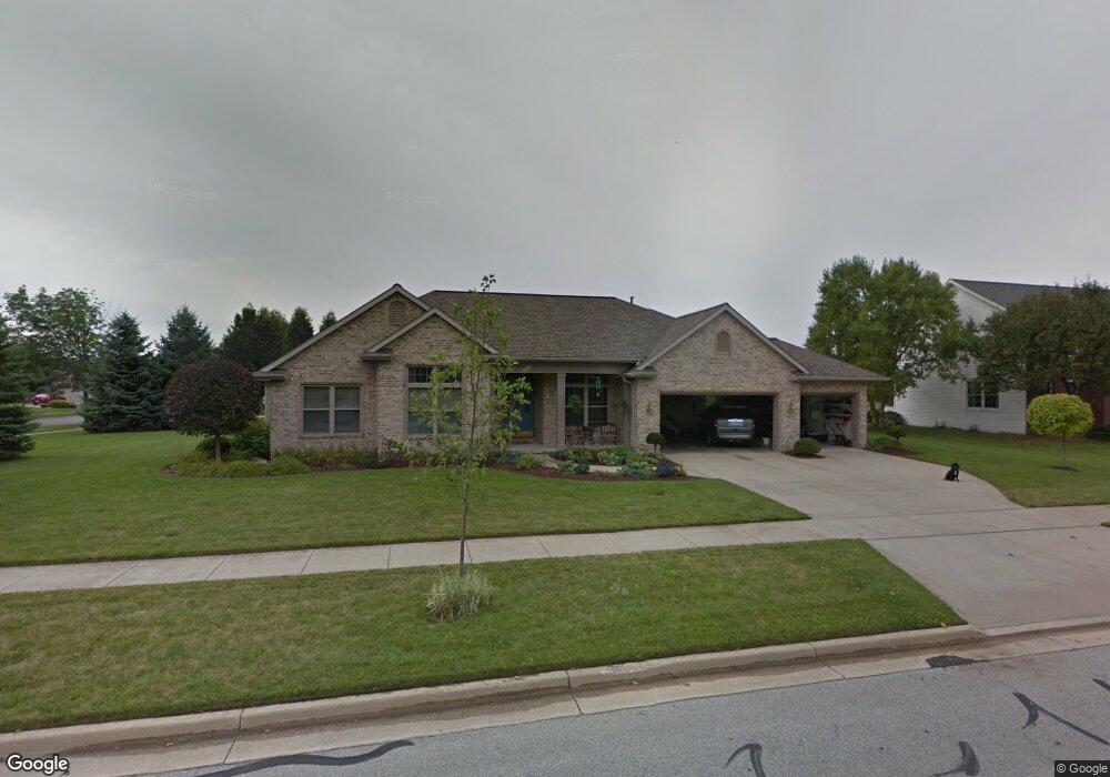 675 Meadow Ln, Frankenmuth, MI 48734 - photo 1