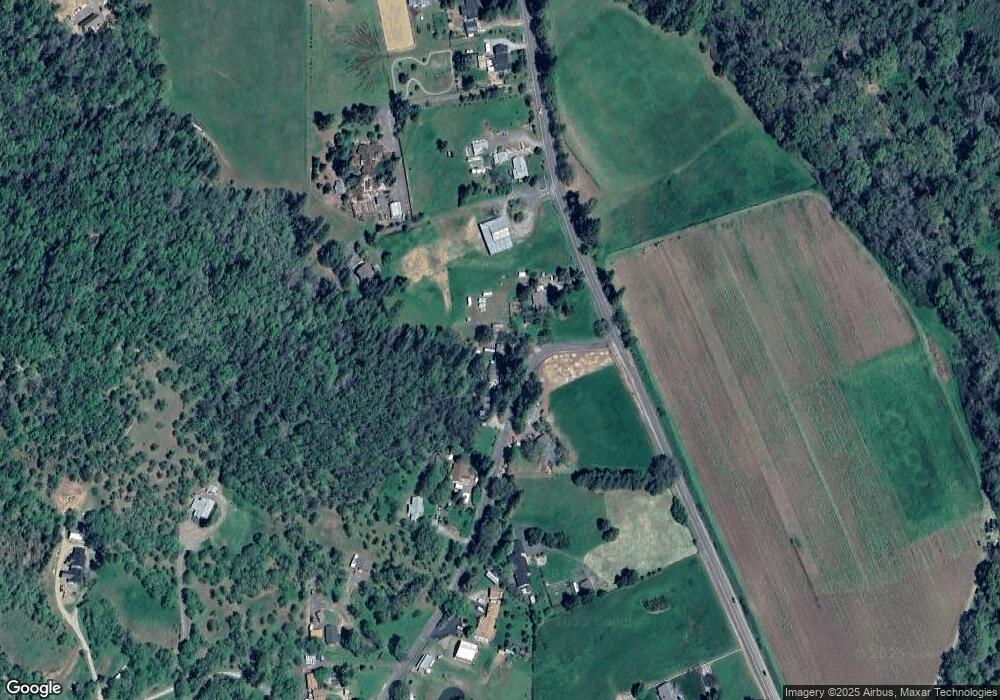 6925 Cypress Dr, Central Point, OR 97502 - photo 1