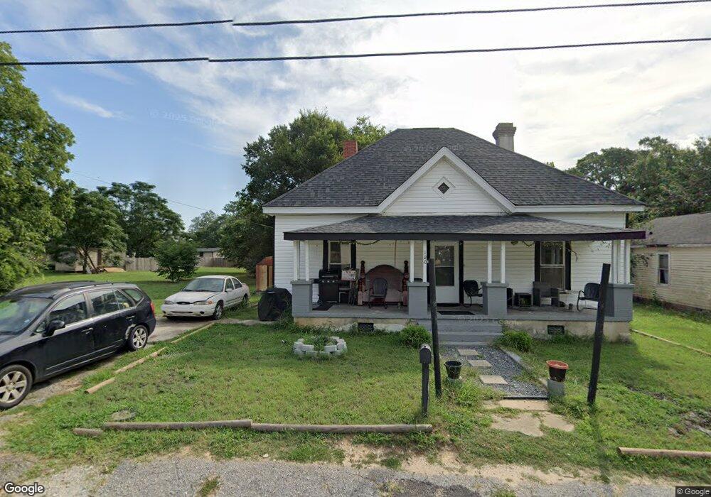 102 Dyer St, Greenville, SC 29611 - photo 1