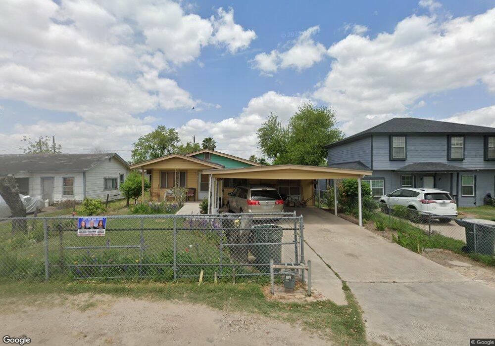 702 Ebony St, San Juan, TX 78589 - photo 1