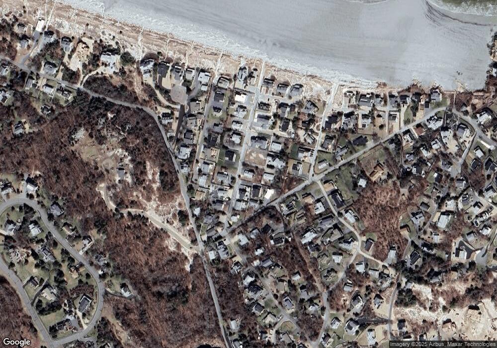 11 Sleepy Hollow Rd, Gloucester, MA 01930 - photo 1