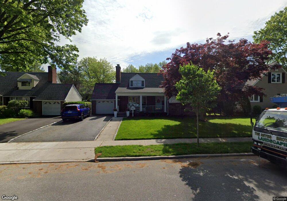 15 Adams St, Garden City, NY 11530 - photo 1