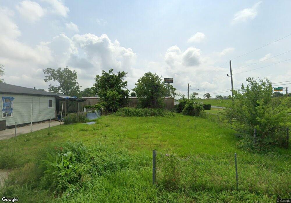 205 S Lyons St, Lake Charles, LA 70601 - photo 1