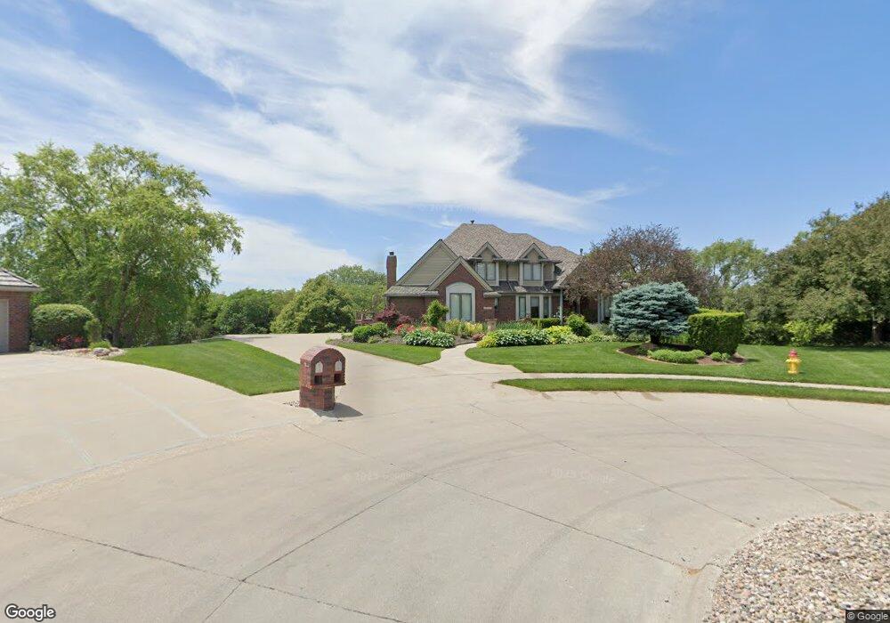 16923 H Cir, Omaha, NE 68135 - photo 1