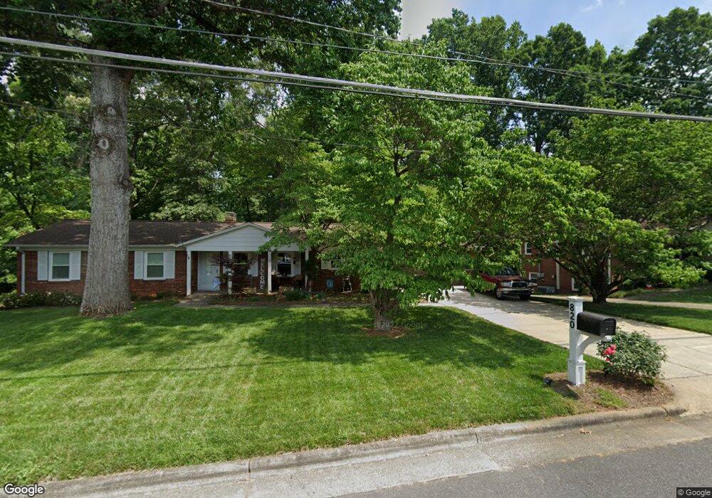 820 Woods Dr, Statesville, NC 28677 - photo 1