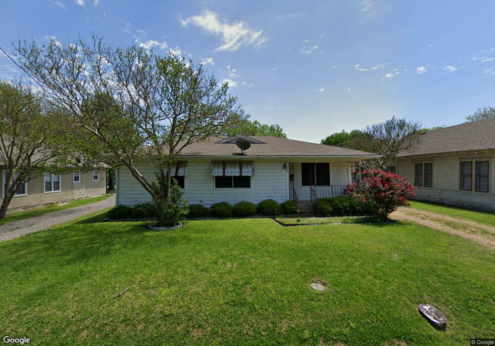 603 E Lampasas St, Ennis, TX 75119 - photo 1