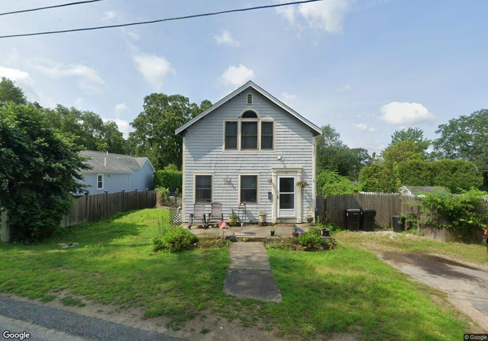28 Wilson St, South Dartmouth, MA 02748 - photo 1