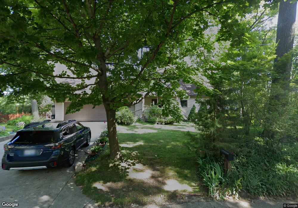 6713 Scotch Lake Dr, West Bloomfield, MI 48324 - photo 1